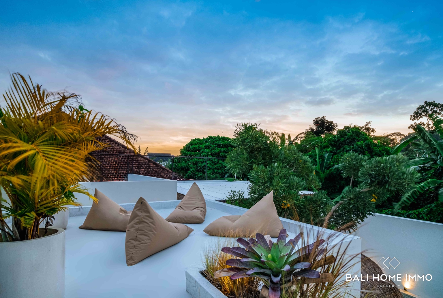 Élégante villa tropicale de 3 chambres à vendre à Ungasan, au design naturel chaleureux. view 14