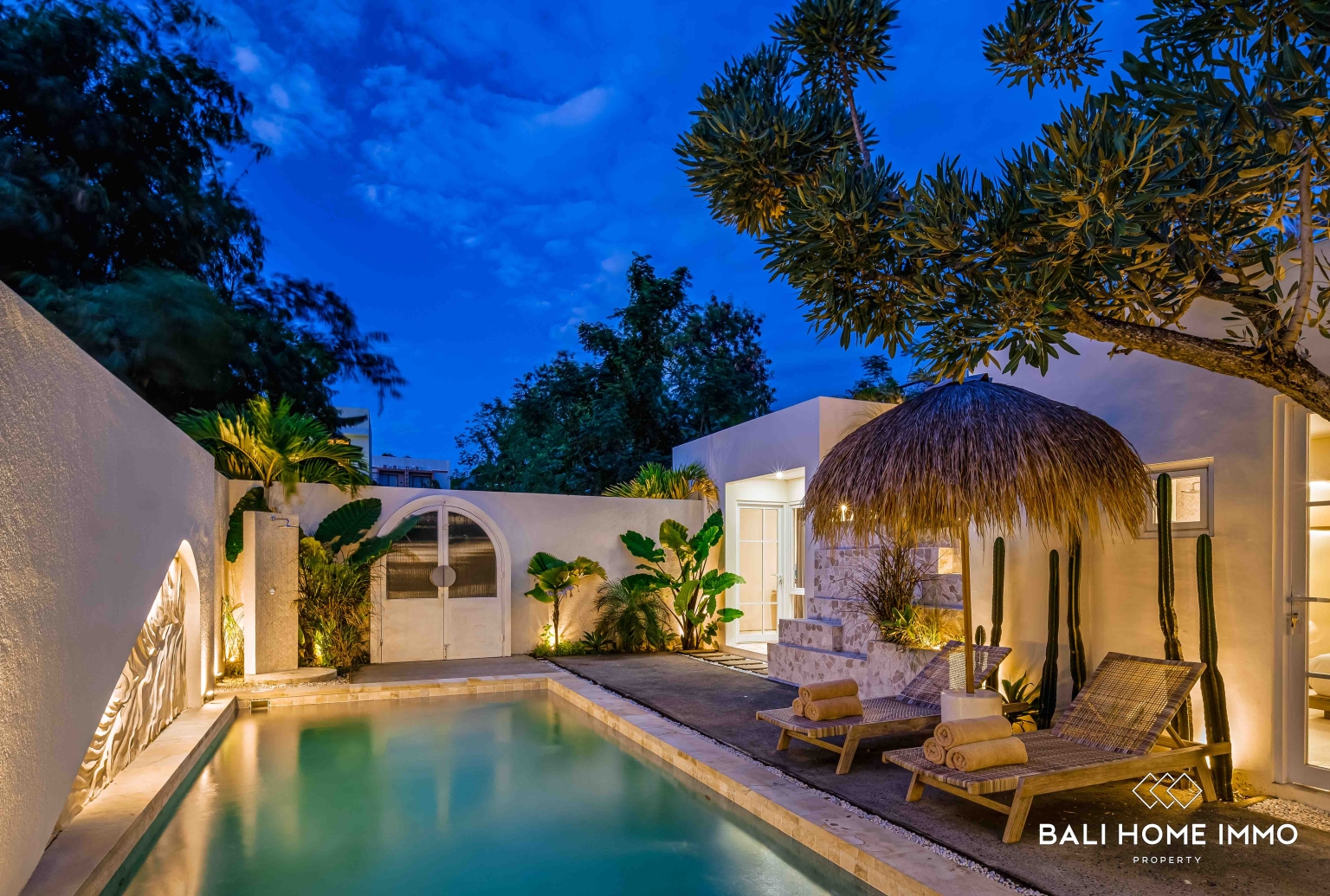 Élégante villa tropicale de 3 chambres à vendre à Ungasan, au design naturel chaleureux. view 4