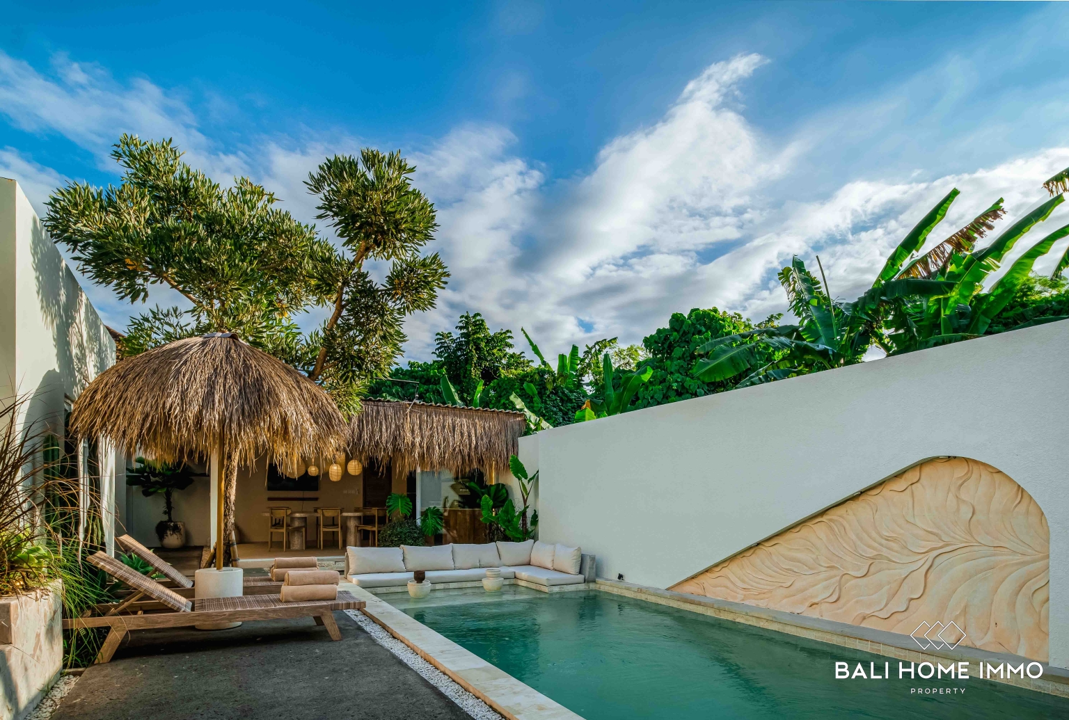 Élégante villa tropicale de 3 chambres à vendre à Ungasan, au design naturel chaleureux. view 12