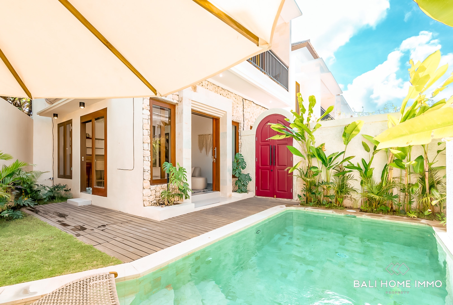 Elegant 4 Bedroom Villa for Sale and Rent in Ungasan view 2