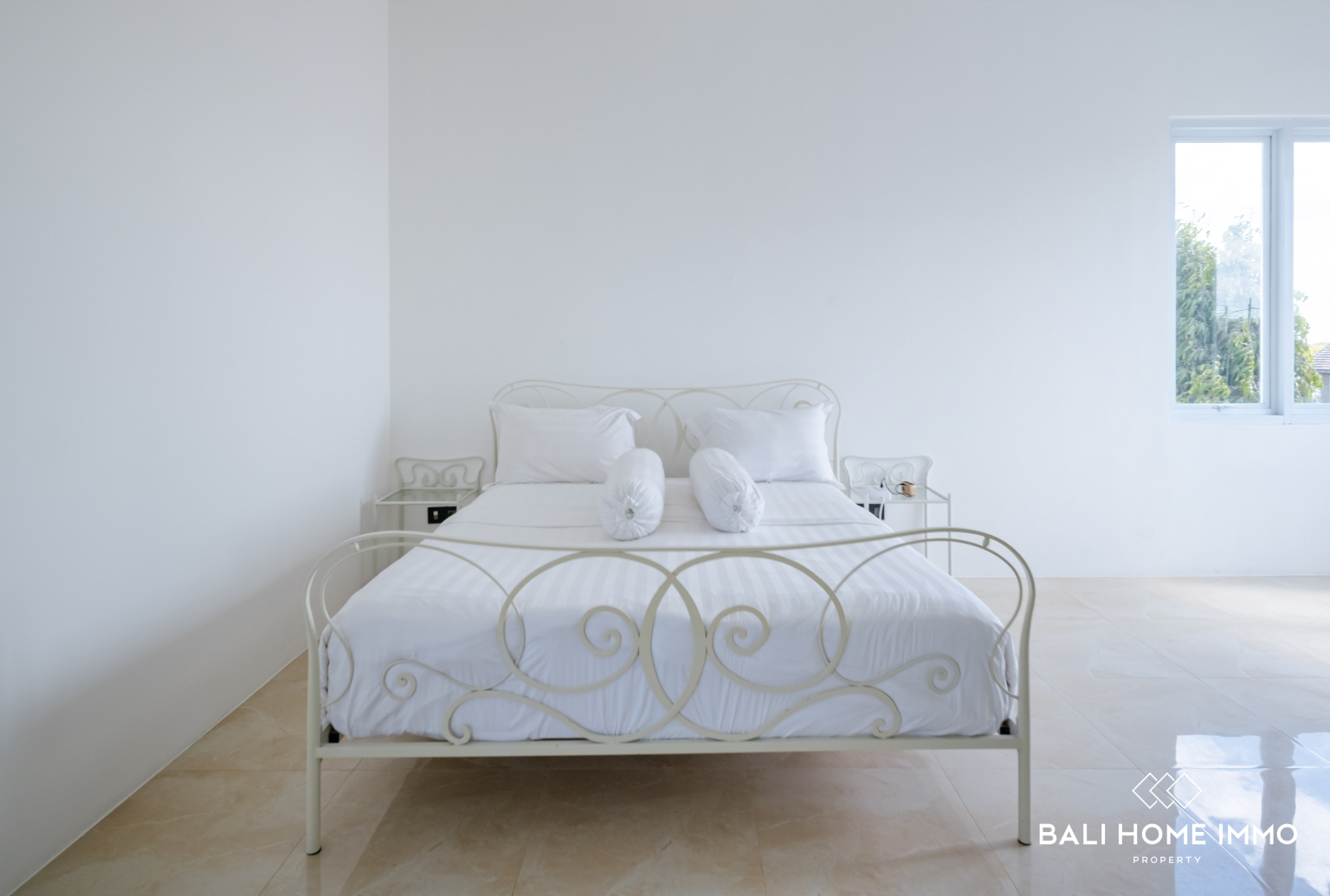 Elegant 5 Bedroom Villa with Ocean View Rooftop for Sale near Pecatu view 13