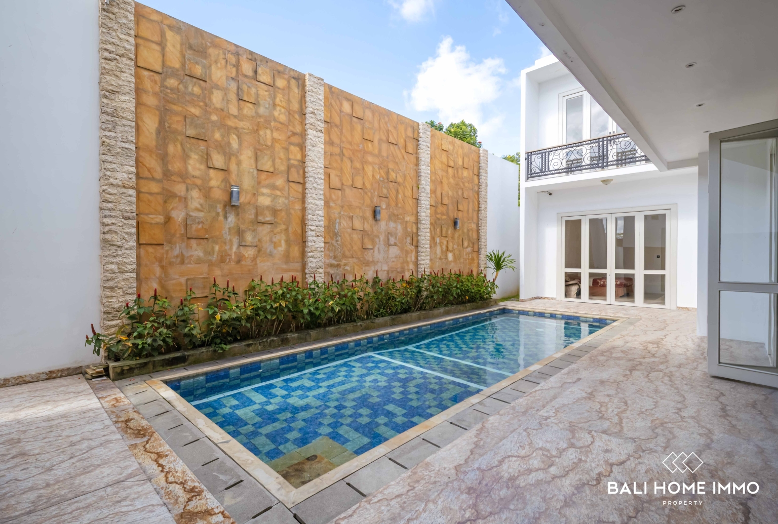 Elegant 5 Bedroom Villa with Ocean View Rooftop for Sale near Pecatu view 26