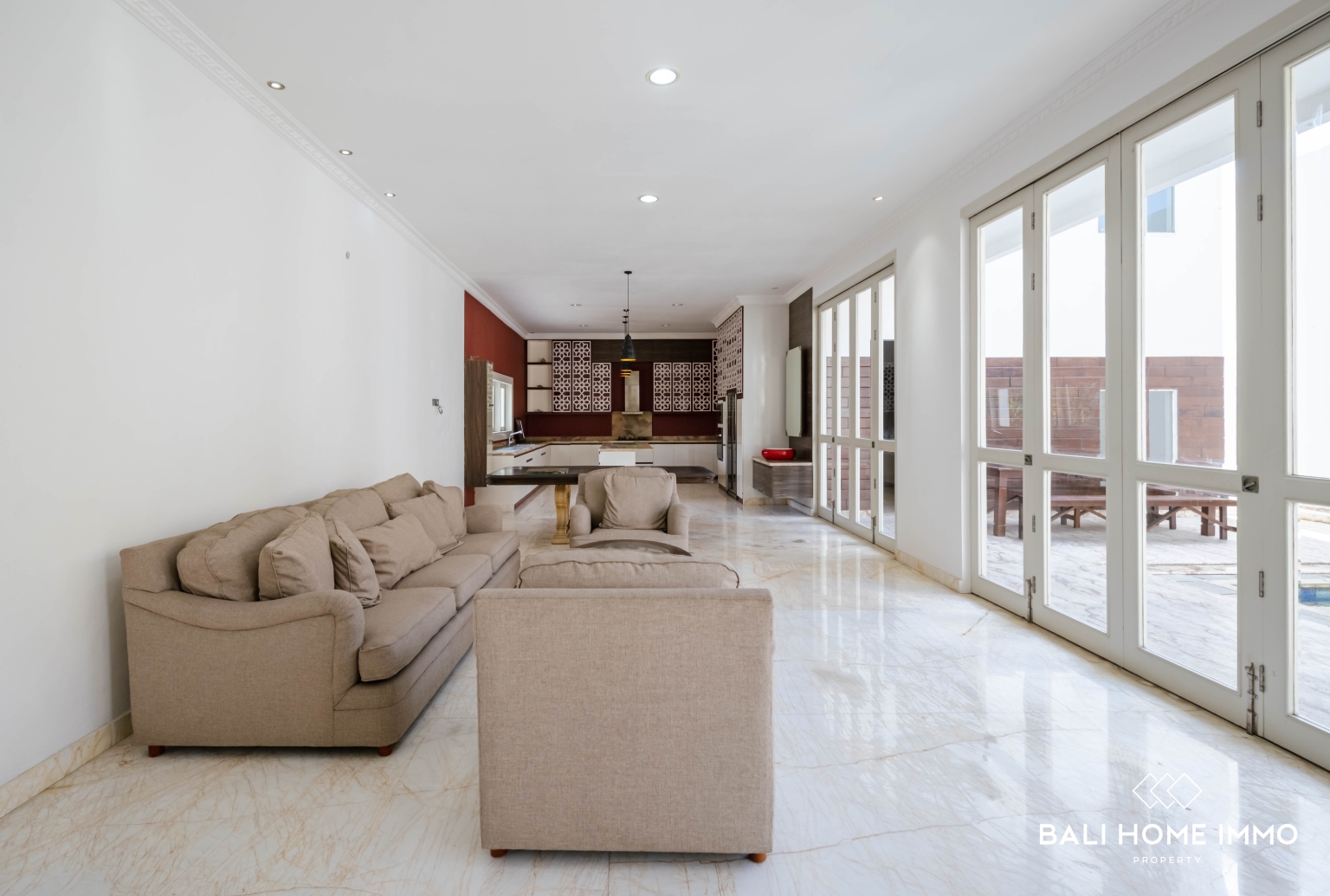 Elegant 5 Bedroom Villa with Ocean View Rooftop for Sale near Pecatu view 4
