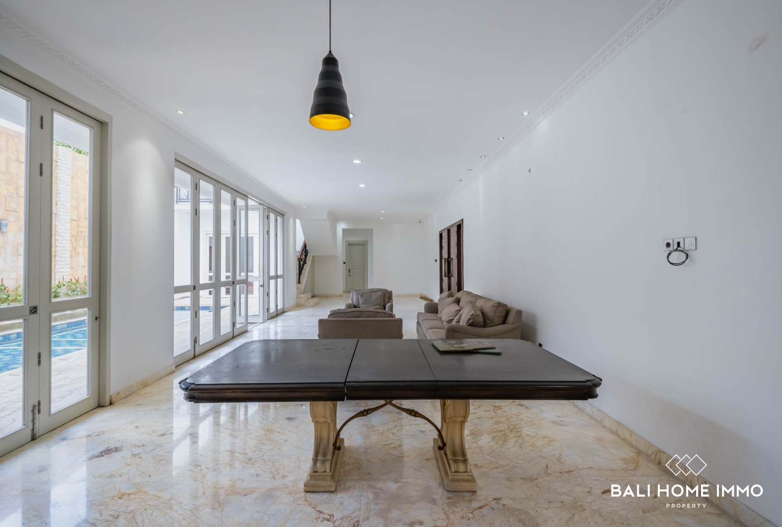 Elegant 5 Bedroom Villa with Ocean View Rooftop for Sale near Pecatu view 5