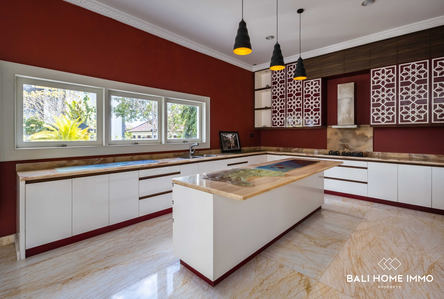 Elegant 5 Bedroom Villa with Ocean View Rooftop for Sale near Pecatu view 7
