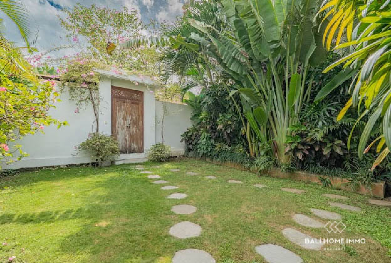Élégante villa de 5 chambres avec vue panoramique sur les rizières et l'océan à Seseh view 21