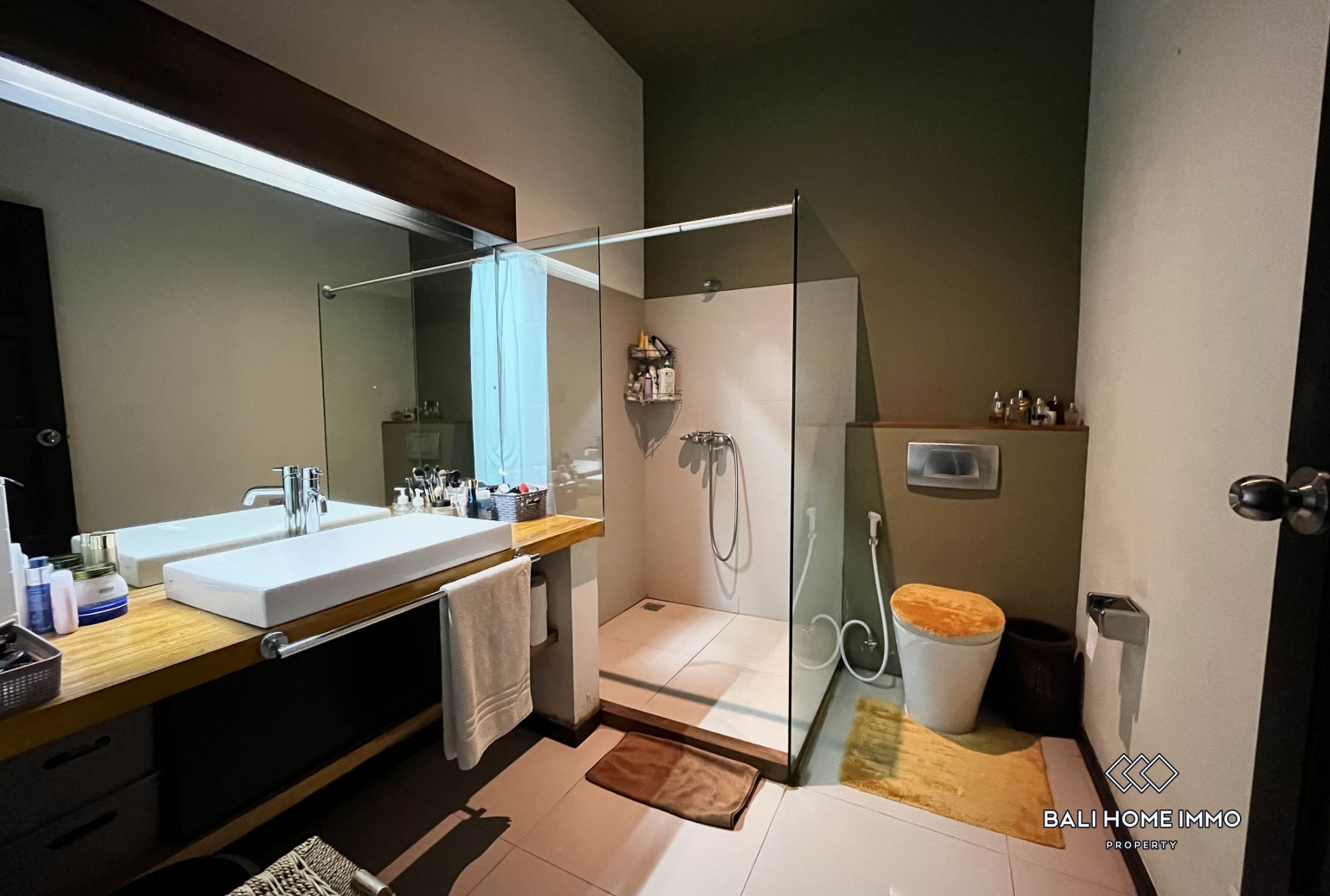 Exclusive 4 Bedroom Family Villa for Sale in Jimbaran view 28
