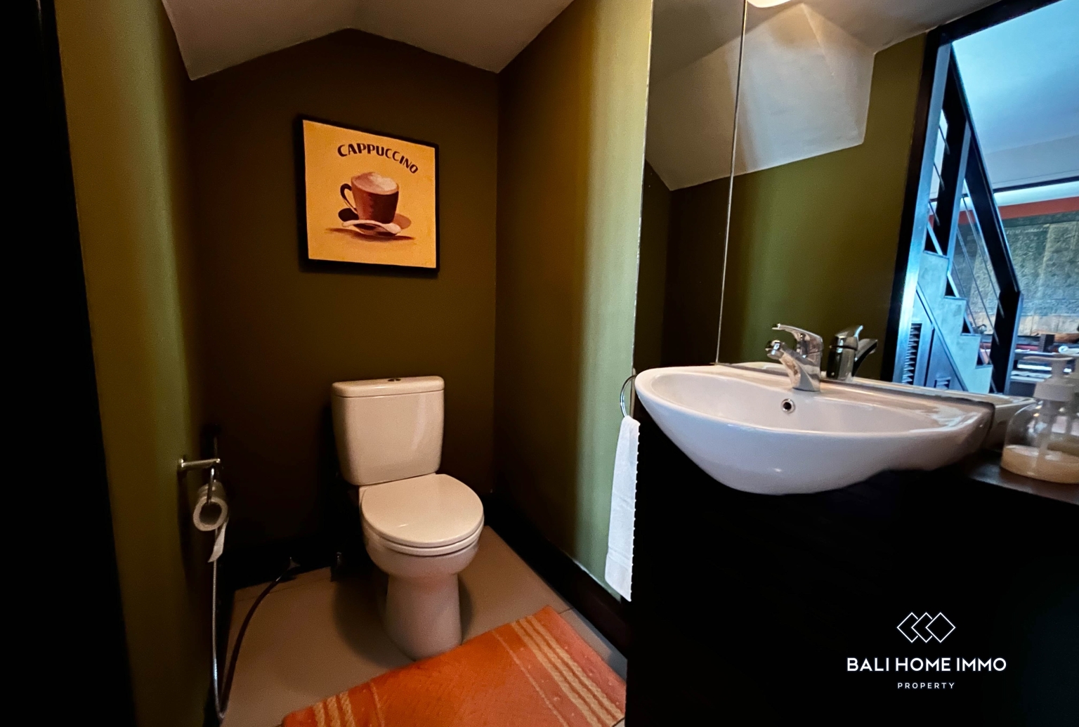 Exclusive 4 Bedroom Family Villa for Sale in Jimbaran view 26