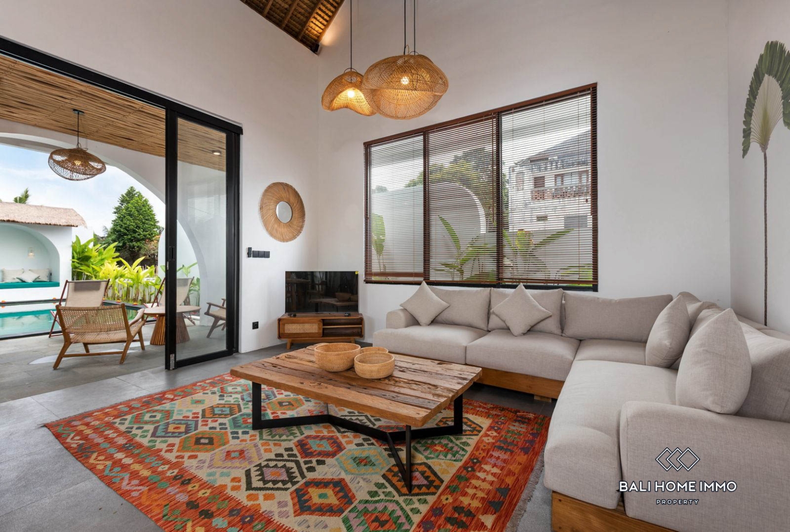 Exquisite 2-Bedroom Tropical Luxury Villa For Sale in Pejeng Kawan view 3