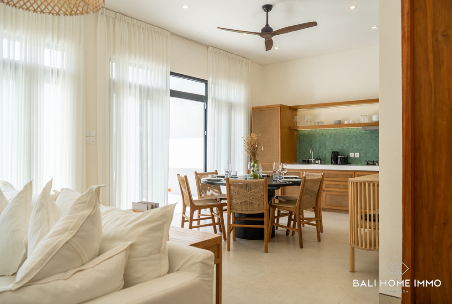 EXQUISITE 2 BEDROOM VILLA FOR SALE LEASEHOLD IN BINGIN view 4