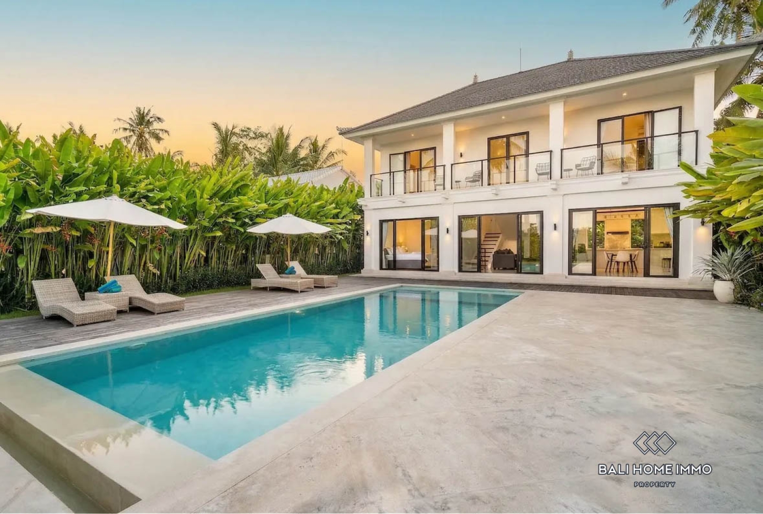 Magnifique villa moderne de 3 chambres avec vue panoramique sur les rizières à vendre à Ubud view 24