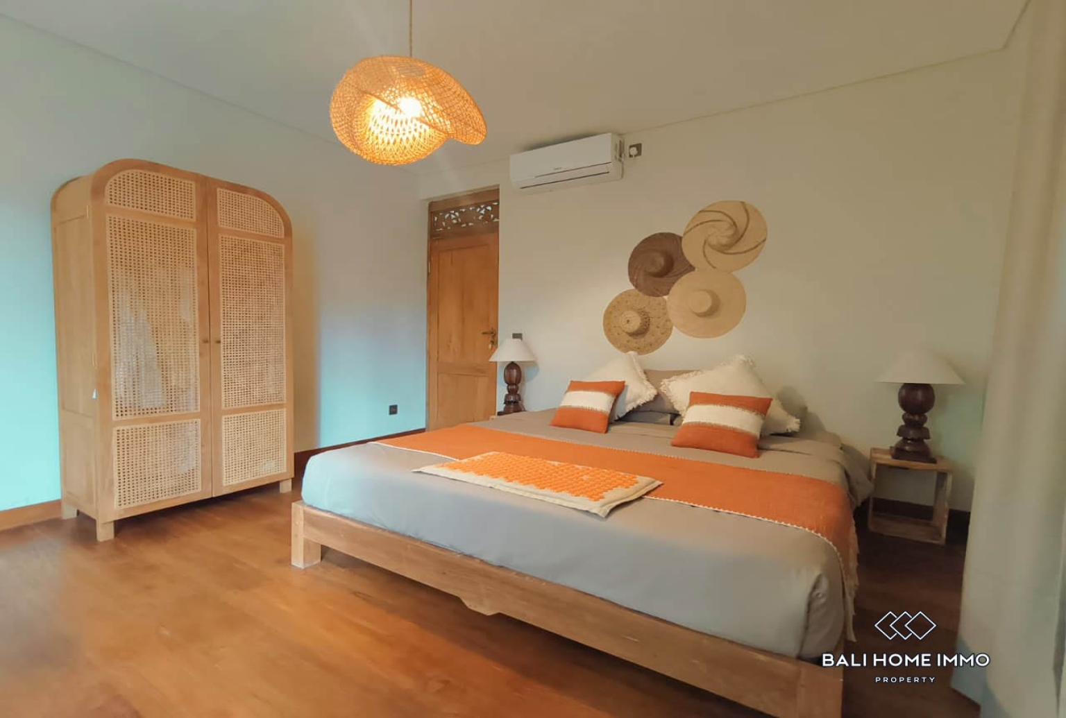Exquisite 3-Bedroom Spacious villa for sale in Mawang Kelod, Lodtunduh view 12