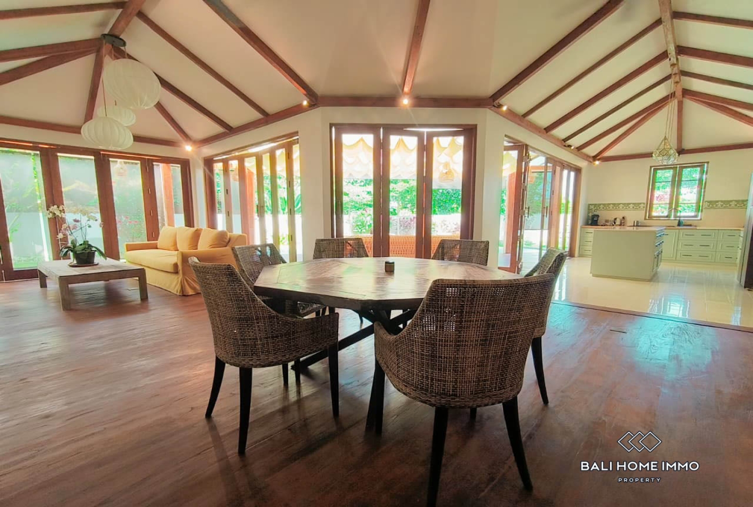 Exquisite 3-Bedroom Spacious villa for sale in Mawang Kelod, Lodtunduh view 7
