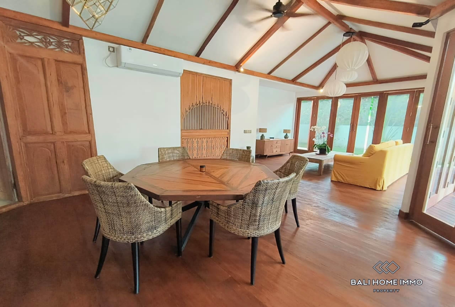 Exquisite 3-Bedroom Spacious villa for sale in Mawang Kelod, Lodtunduh view 6