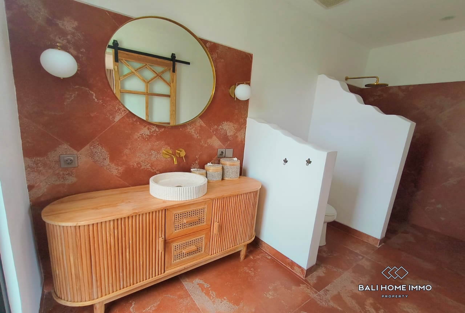 Exquisite 3-Bedroom Spacious villa for sale in Mawang Kelod, Lodtunduh view 17