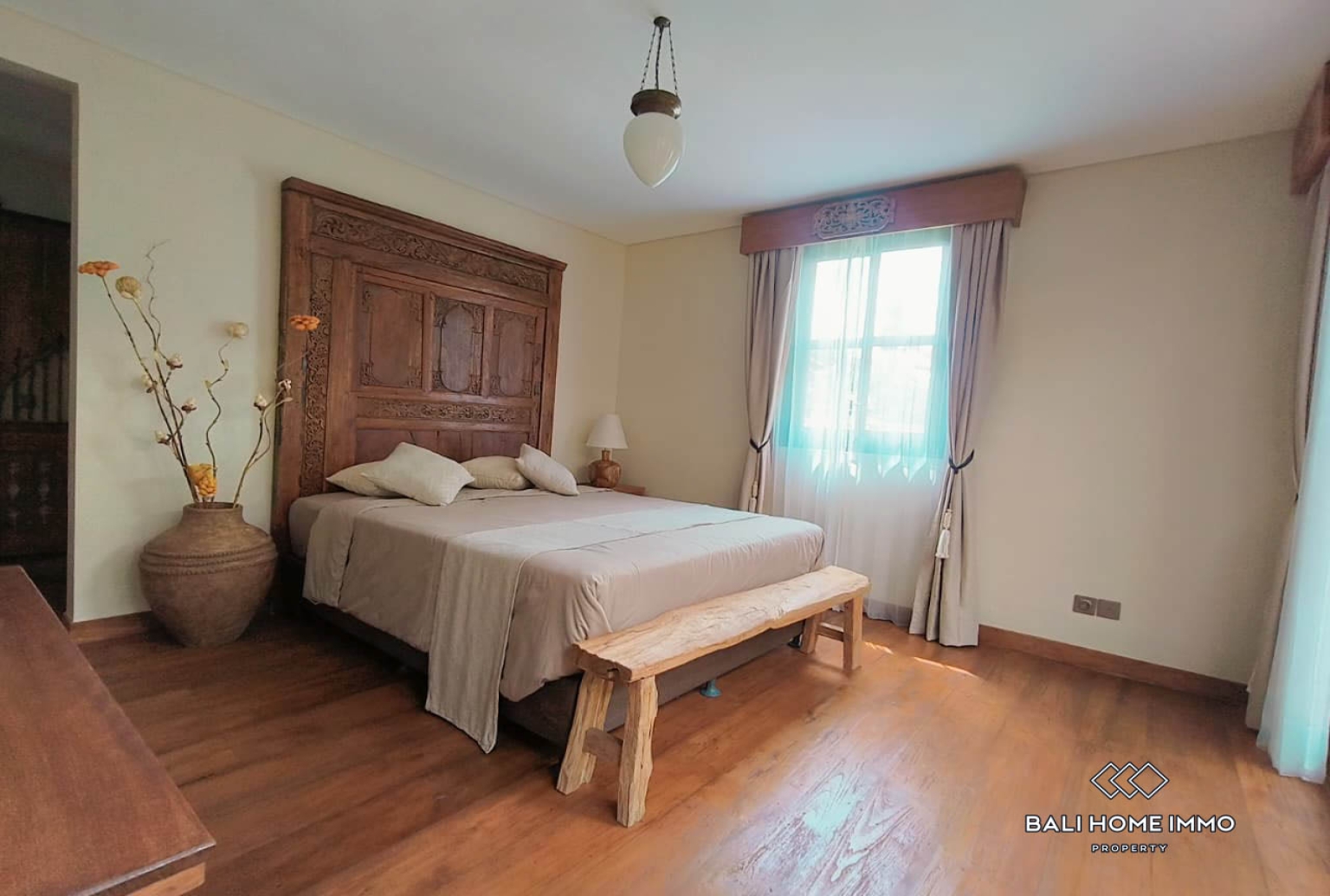 Exquisite 3-Bedroom Spacious villa for sale in Mawang Kelod, Lodtunduh view 10