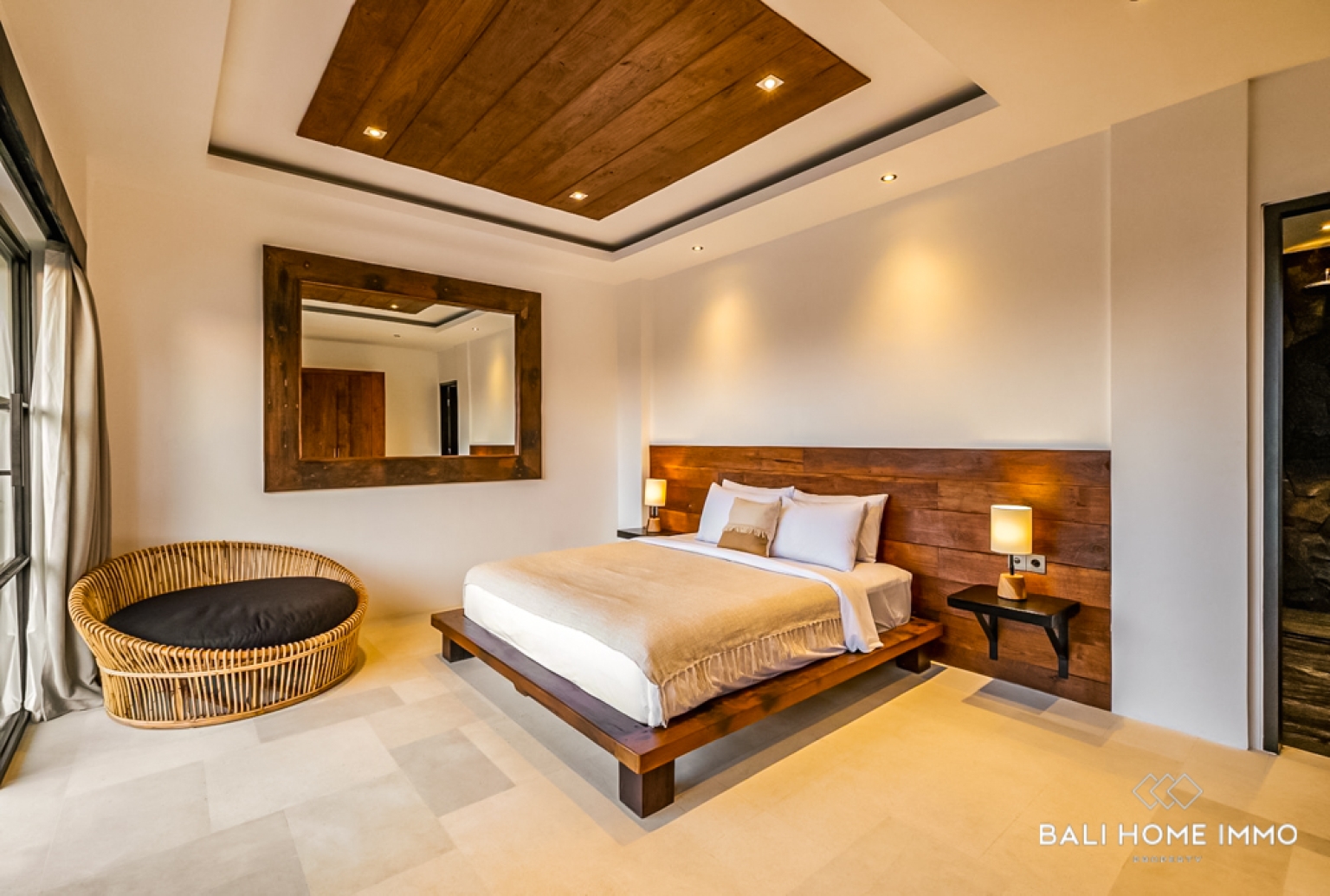 EXQUISITE 3 BEDROOM WITH OCEAN VIEW VILLA FOR SALE LEASEHOLD IN BINGIN view 14
