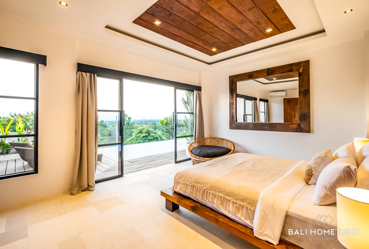 EXQUISITE 3 BEDROOM WITH OCEAN VIEW VILLA FOR SALE LEASEHOLD IN BINGIN view 16