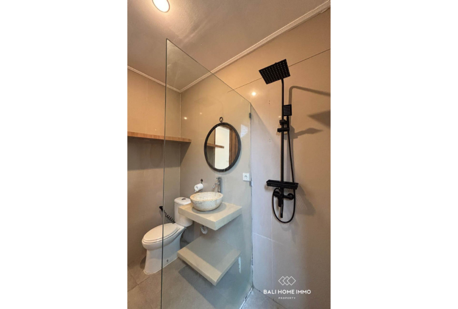 Villa Ramah Keluarga dengan 3 Kamar untuk Disewa di Tegal Cupek, Umalas view 12