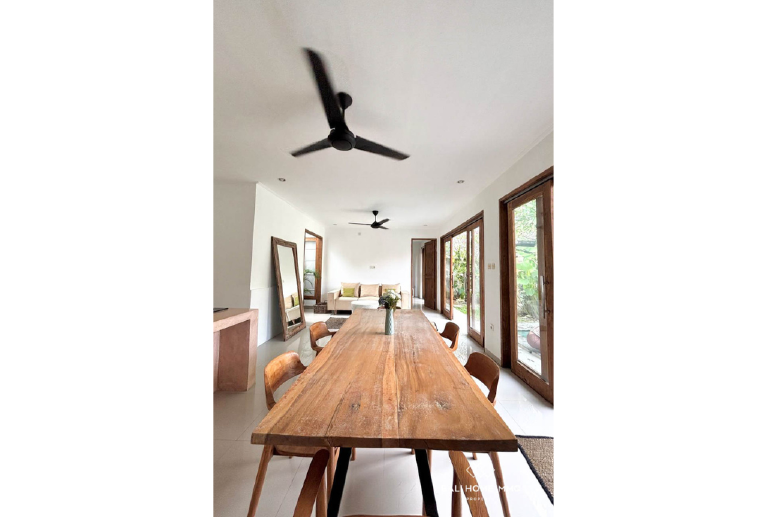 Villa Ramah Keluarga dengan 3 Kamar untuk Disewa di Tegal Cupek, Umalas view 4
