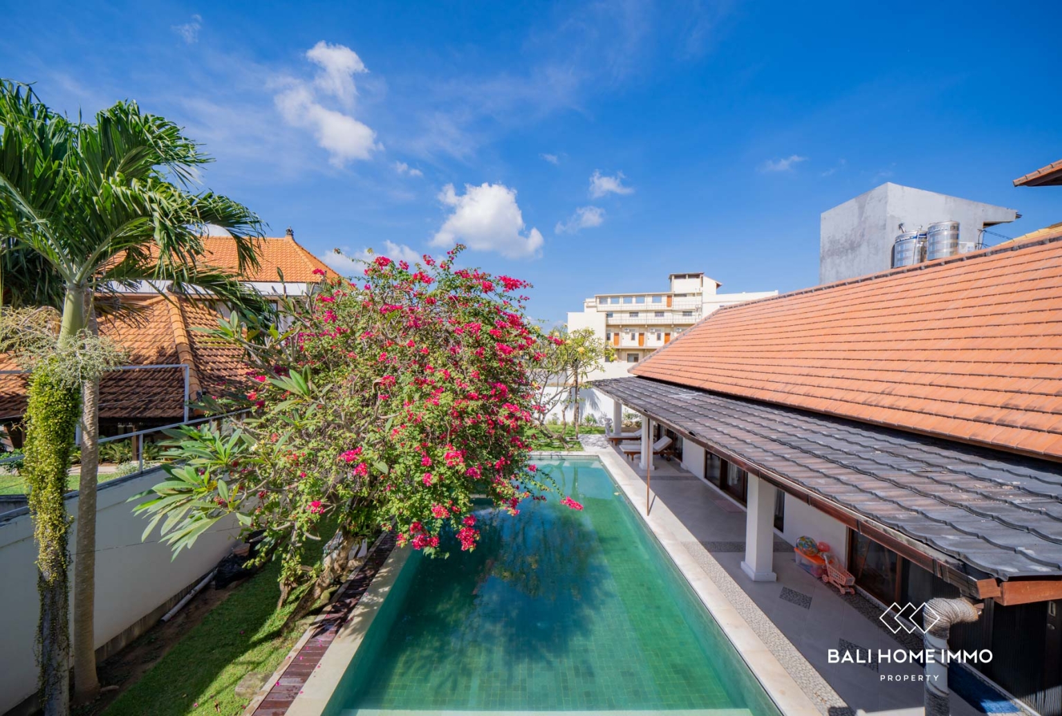 Villa Bergaya Keluarga dengan 4 Kamar untuk Dijual dengan Status Hak Sewa di Berawa, Bali view 27