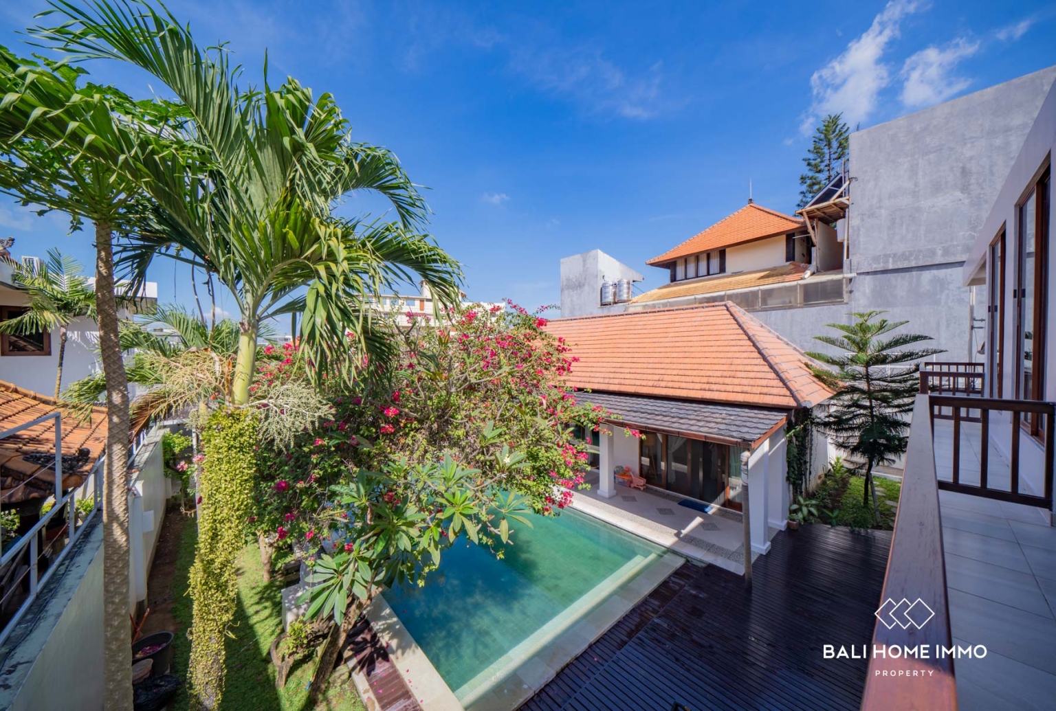 Villa Bergaya Keluarga dengan 4 Kamar untuk Dijual dengan Status Hak Sewa di Berawa, Bali view 26