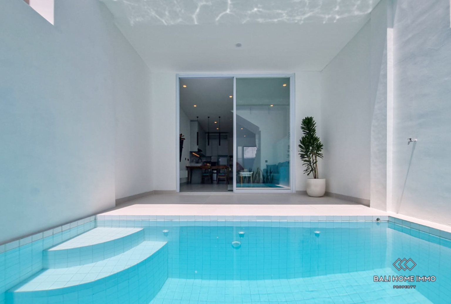 Five units 2 bedroom villa for sale in Bali Batu Belig view 25