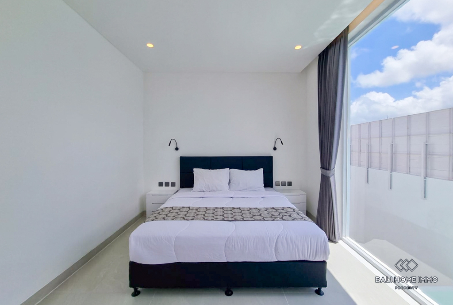 Five units 2 bedroom villa for sale in Bali Batu Belig view 19