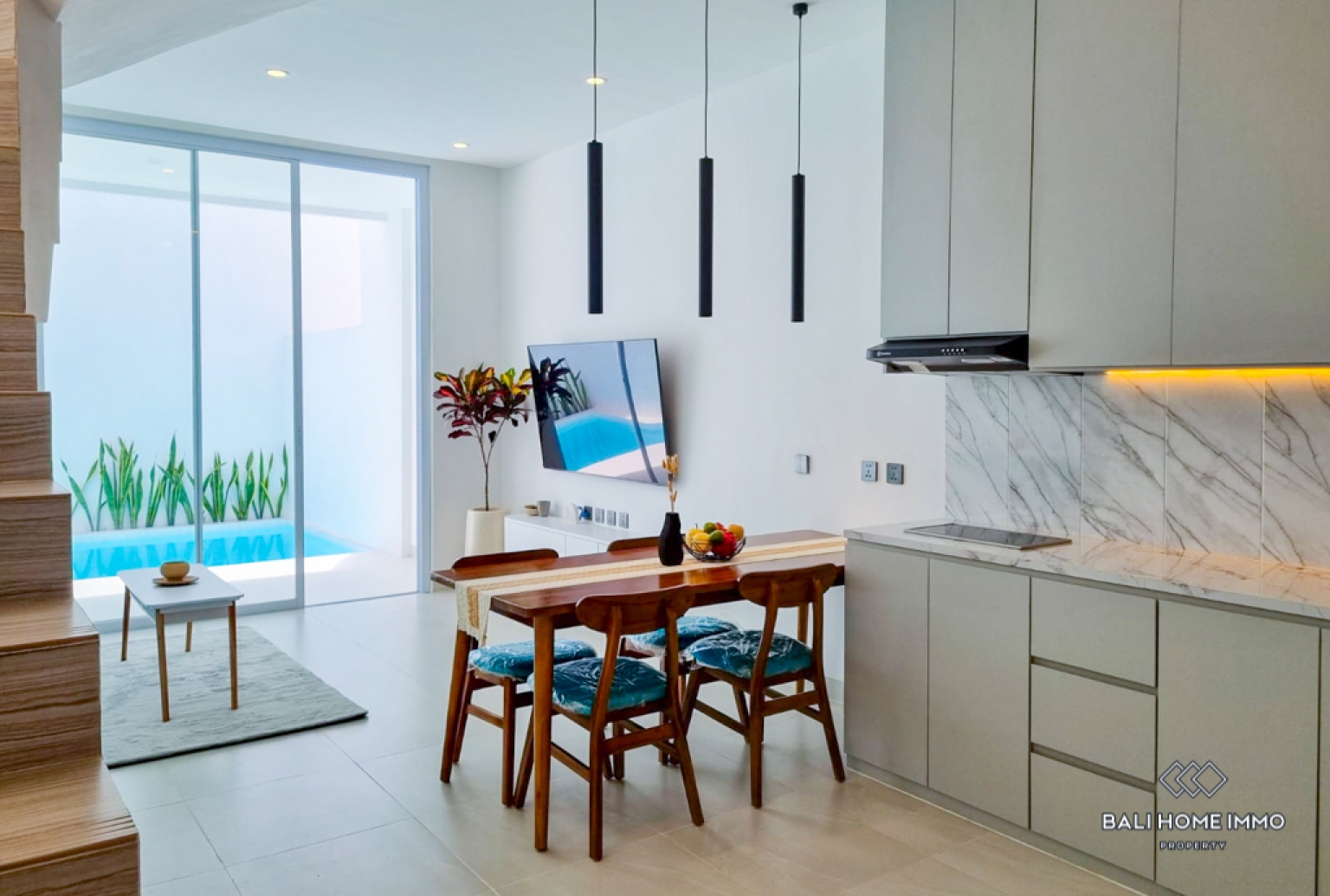 Five units 2 bedroom villa for sale in Bali Batu Belig view 9