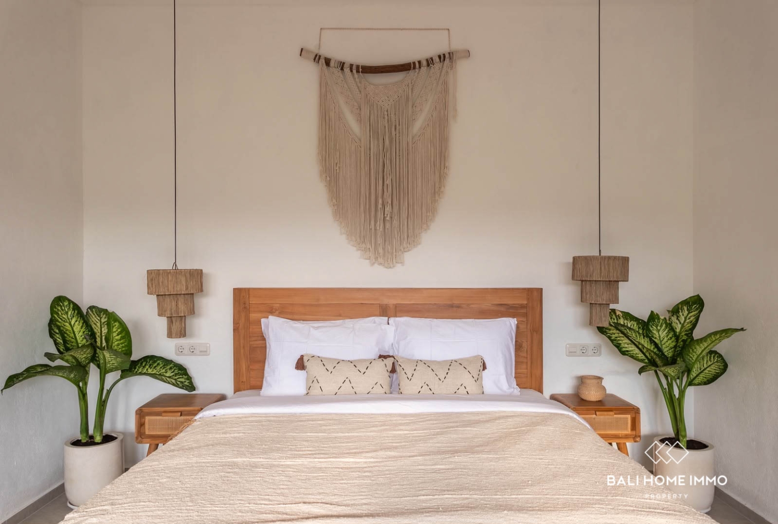 Flexible Investment Estate In Padonan : 6 Units Guest House + 1 Unit Private Villa view 7
