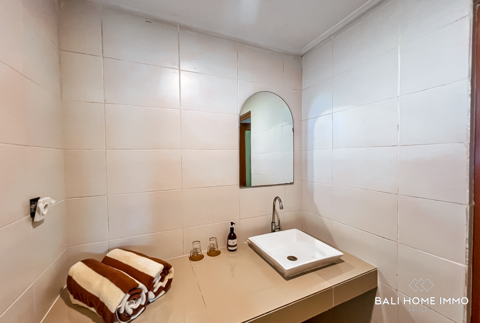Garden Boutique Retreat with 14 Total Bedrooms for Sale on Leasehold in Pecatu view 21