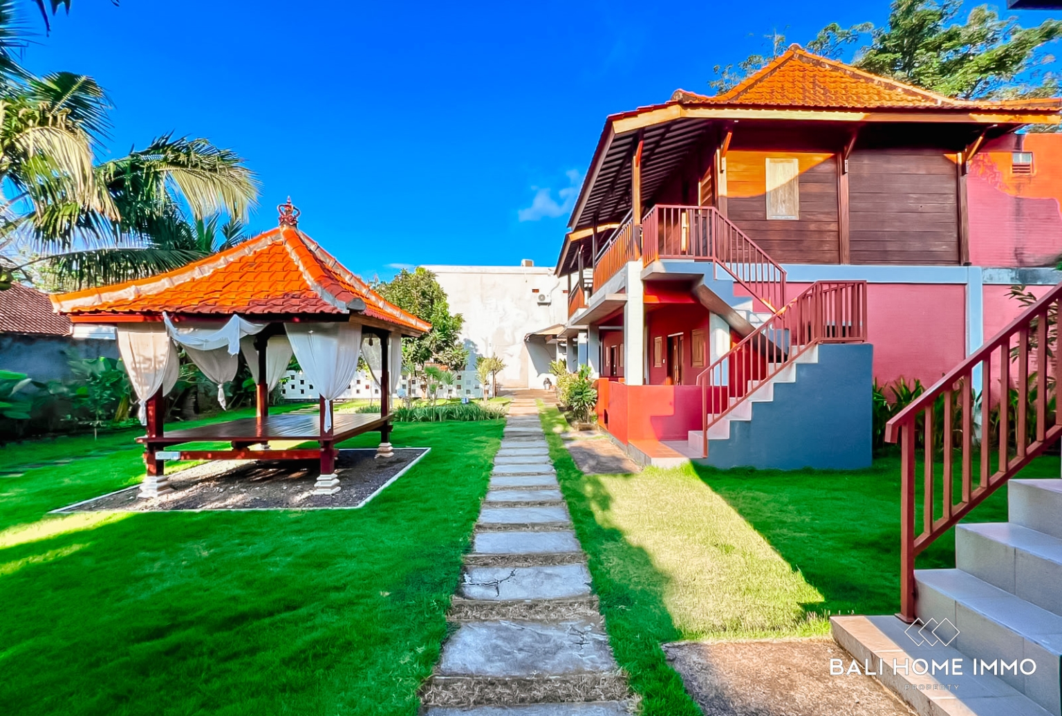 Garden Boutique Retreat with 14 Total Bedrooms for Sale on Leasehold in Pecatu view 6