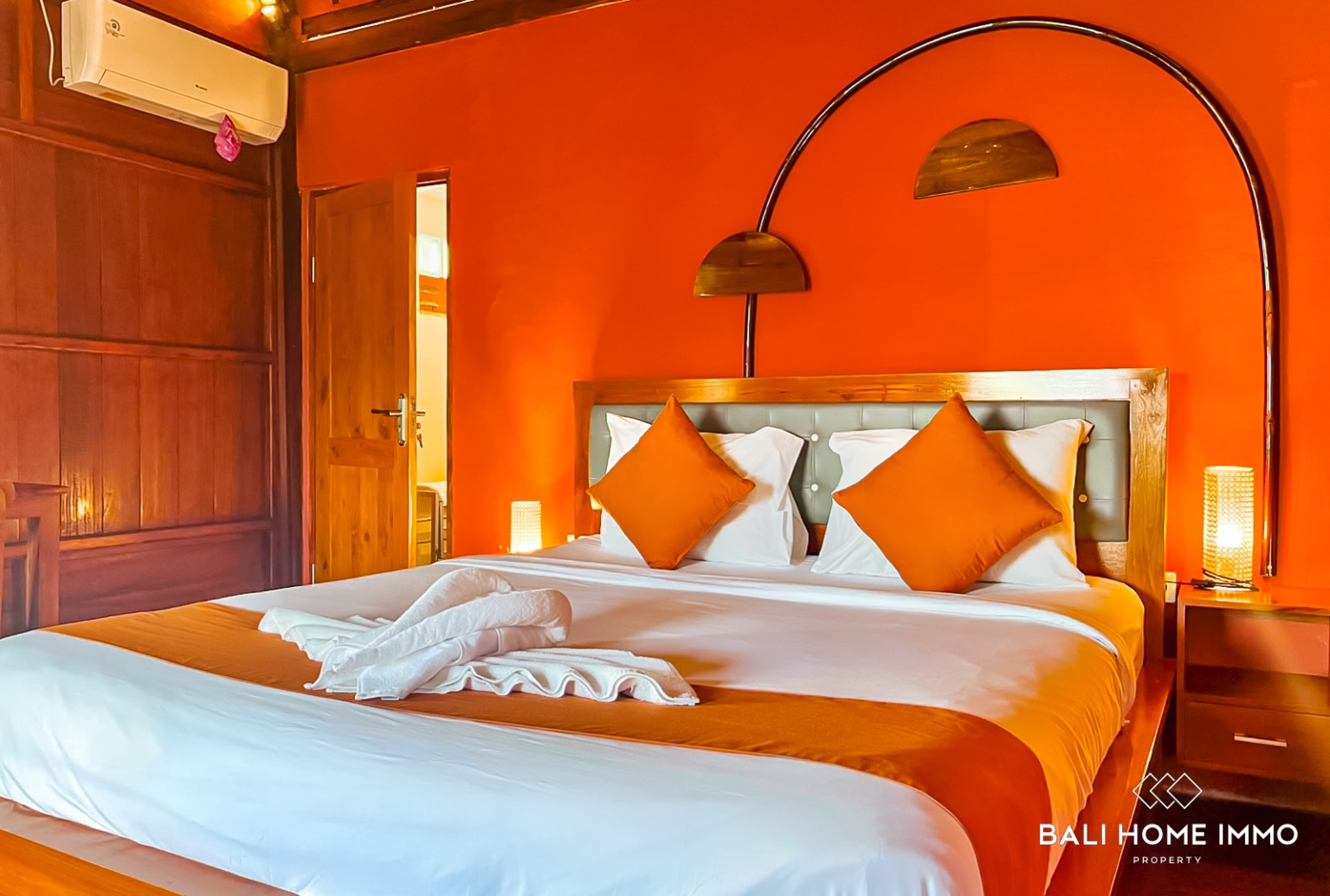 Garden Boutique Retreat with 14 Total Bedrooms for Sale on Leasehold in Pecatu view 16