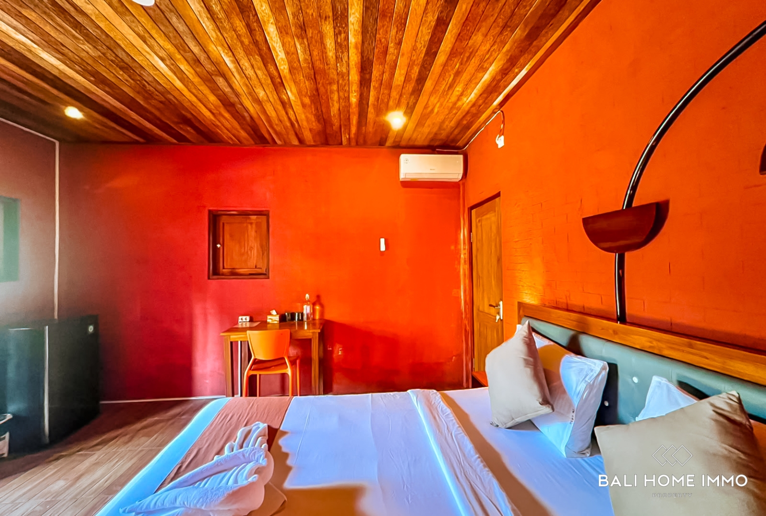 Garden Boutique Retreat with 14 Total Bedrooms for Sale on Leasehold in Pecatu view 15
