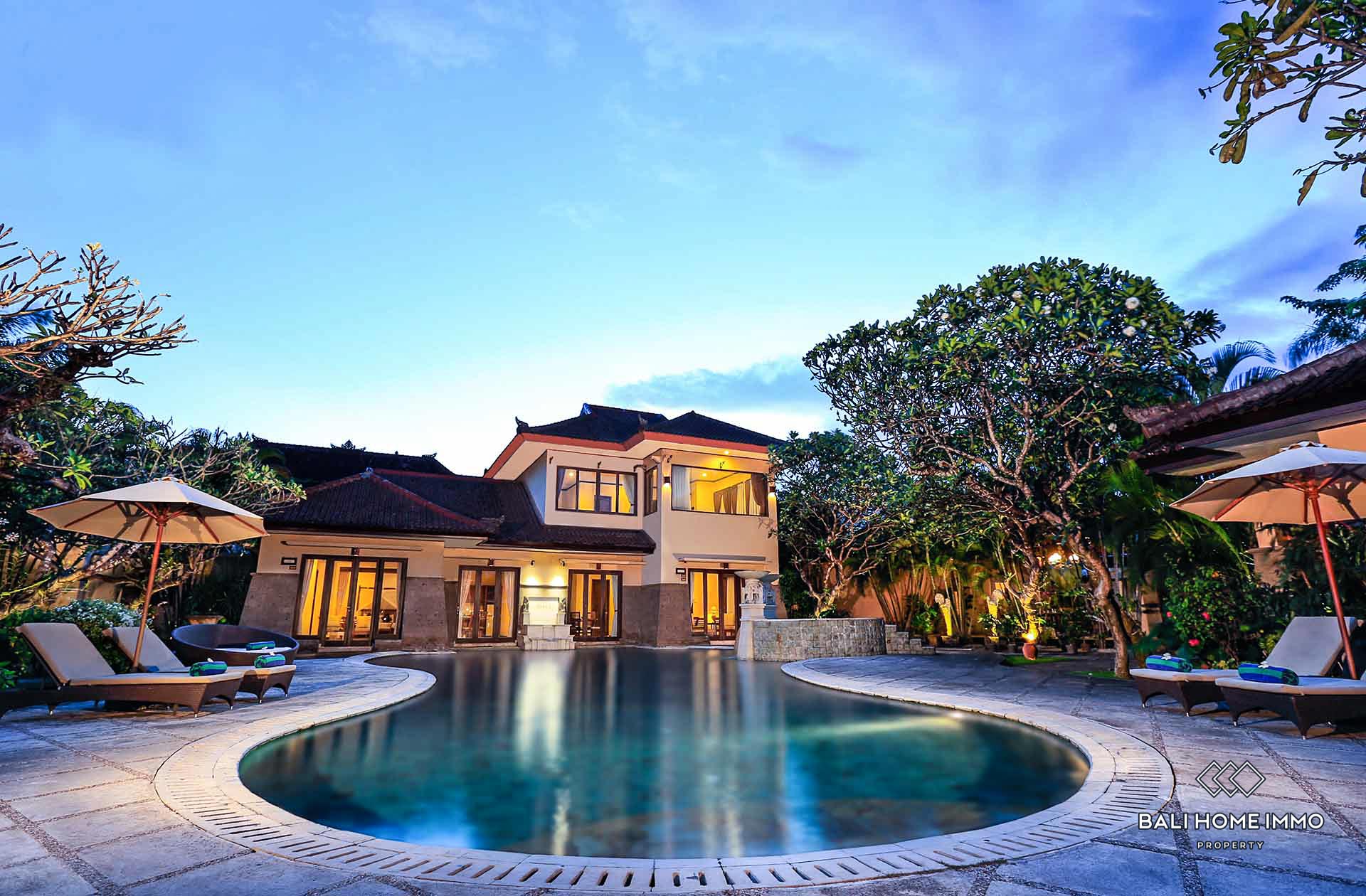 Villa Sale Freehold Spacious 7 Bedroom Villa For Sale Freehold In Bali Seminyak Al032
