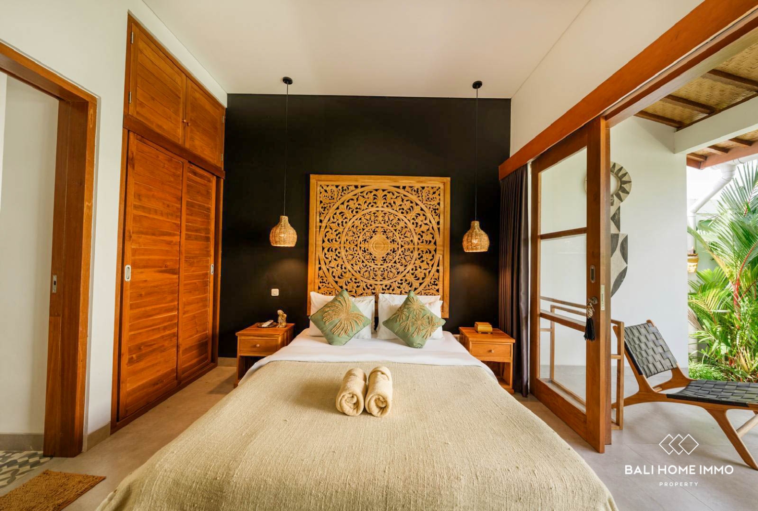 Immersive 1 bedroom Villa for sale Leasehold in Kerobokan Bali view 11