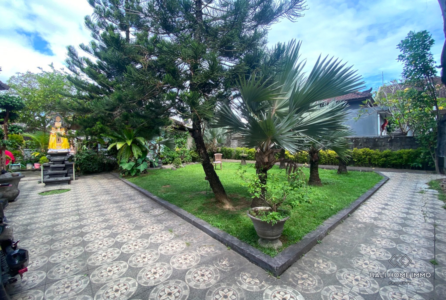 Land for Sale in Bali Canggu Batu Bolong-Echo Beach view 2