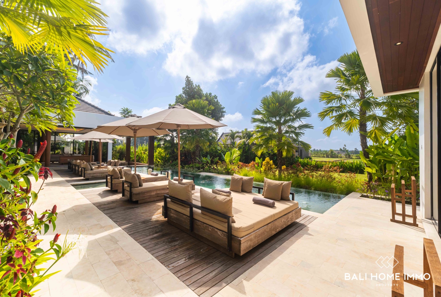 Luxurious 4 bedroom Villa with Stunning Rice Field & Mountain Views in Singapadu view 28