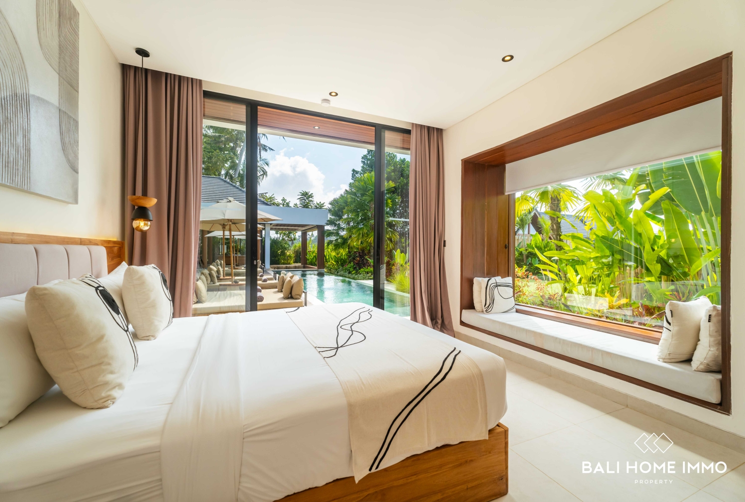 Luxurious 4 bedroom Villa with Stunning Rice Field & Mountain Views in Singapadu view 19
