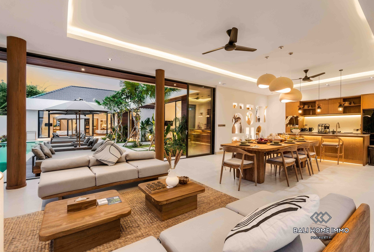 Luxurious 4 bedroom Villa with Stunning Rice Field & Mountain Views in Singapadu view 5