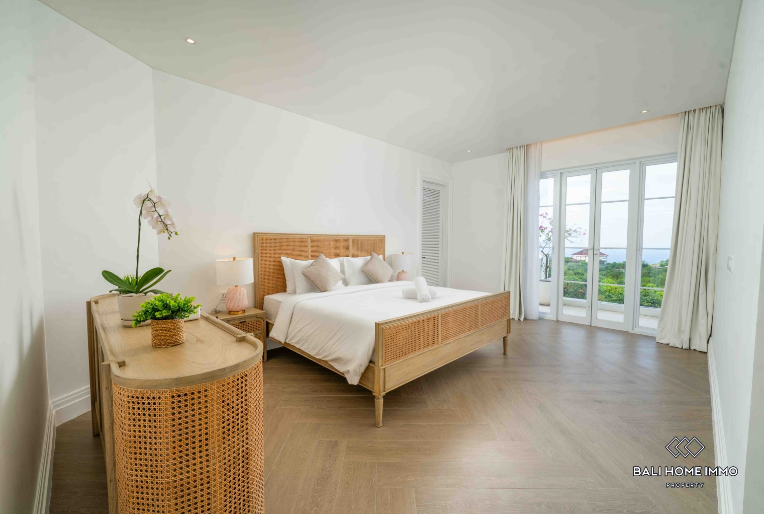 Villa de luxe de 4 chambres avec vue sur l'océan à louer à l'année ou au mois à Ungasan view 15