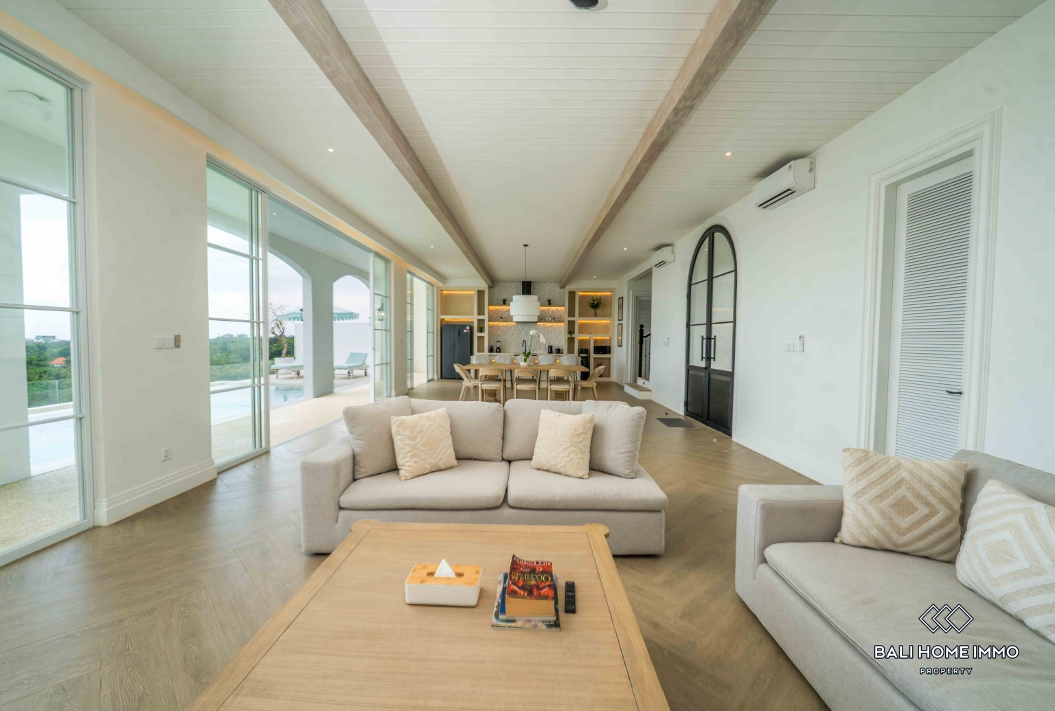 Villa de luxe de 4 chambres avec vue sur l'océan à louer à l'année ou au mois à Ungasan view 5