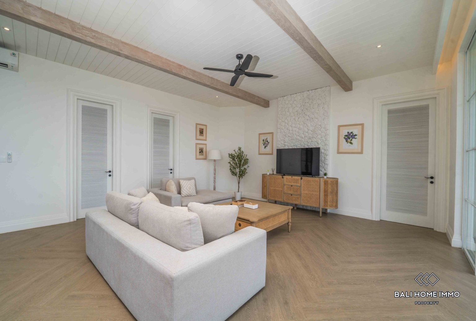Villa de luxe de 4 chambres avec vue sur l'océan à louer à l'année ou au mois à Ungasan view 7