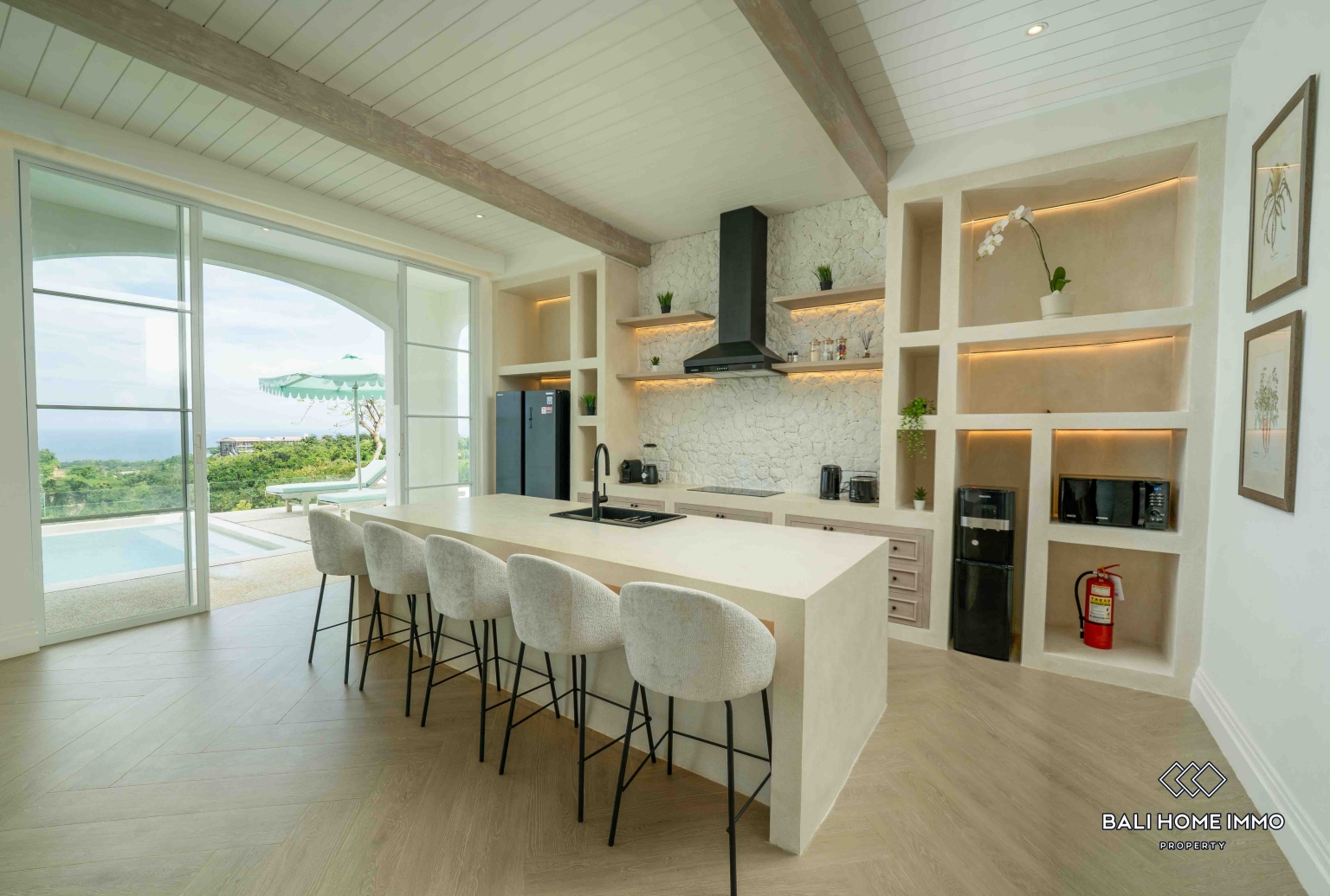 Villa de luxe de 4 chambres avec vue sur l'océan à louer à l'année ou au mois à Ungasan view 10