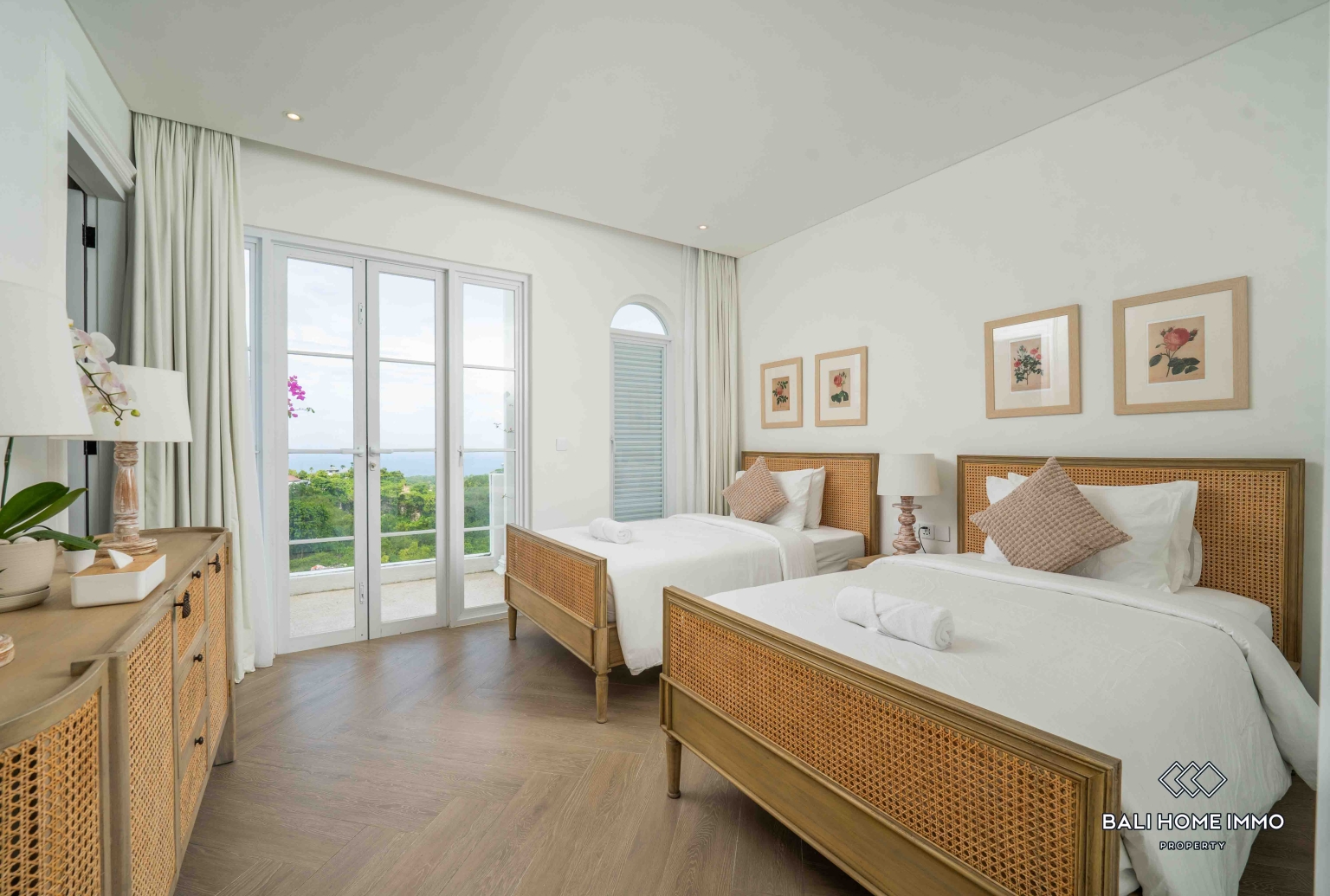 Villa de luxe de 4 chambres avec vue sur l'océan à louer à l'année ou au mois à Ungasan view 17