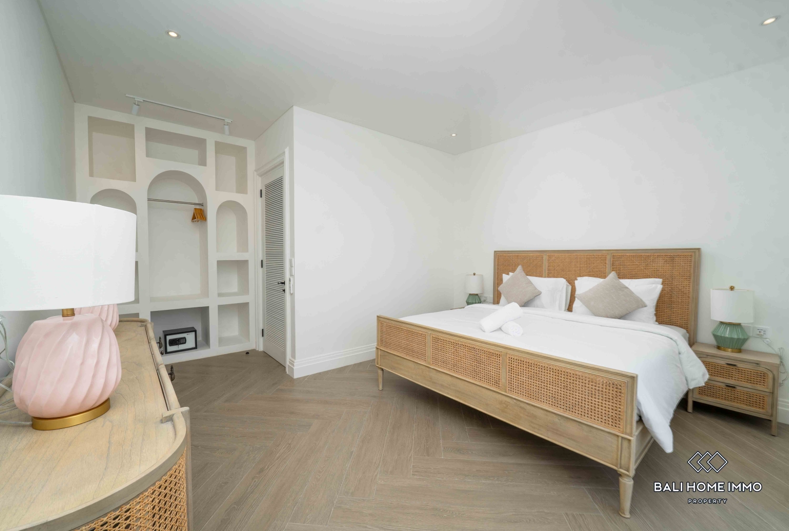 Villa de luxe de 4 chambres avec vue sur l'océan à louer à l'année ou au mois à Ungasan view 14