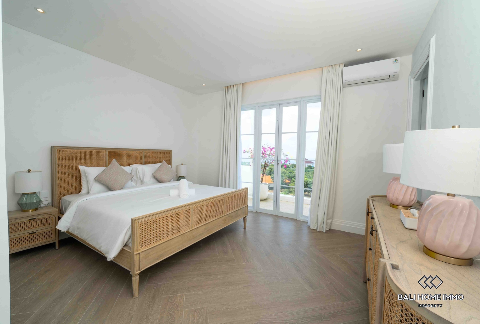 Villa de luxe de 4 chambres avec vue sur l'océan à louer à l'année ou au mois à Ungasan view 13