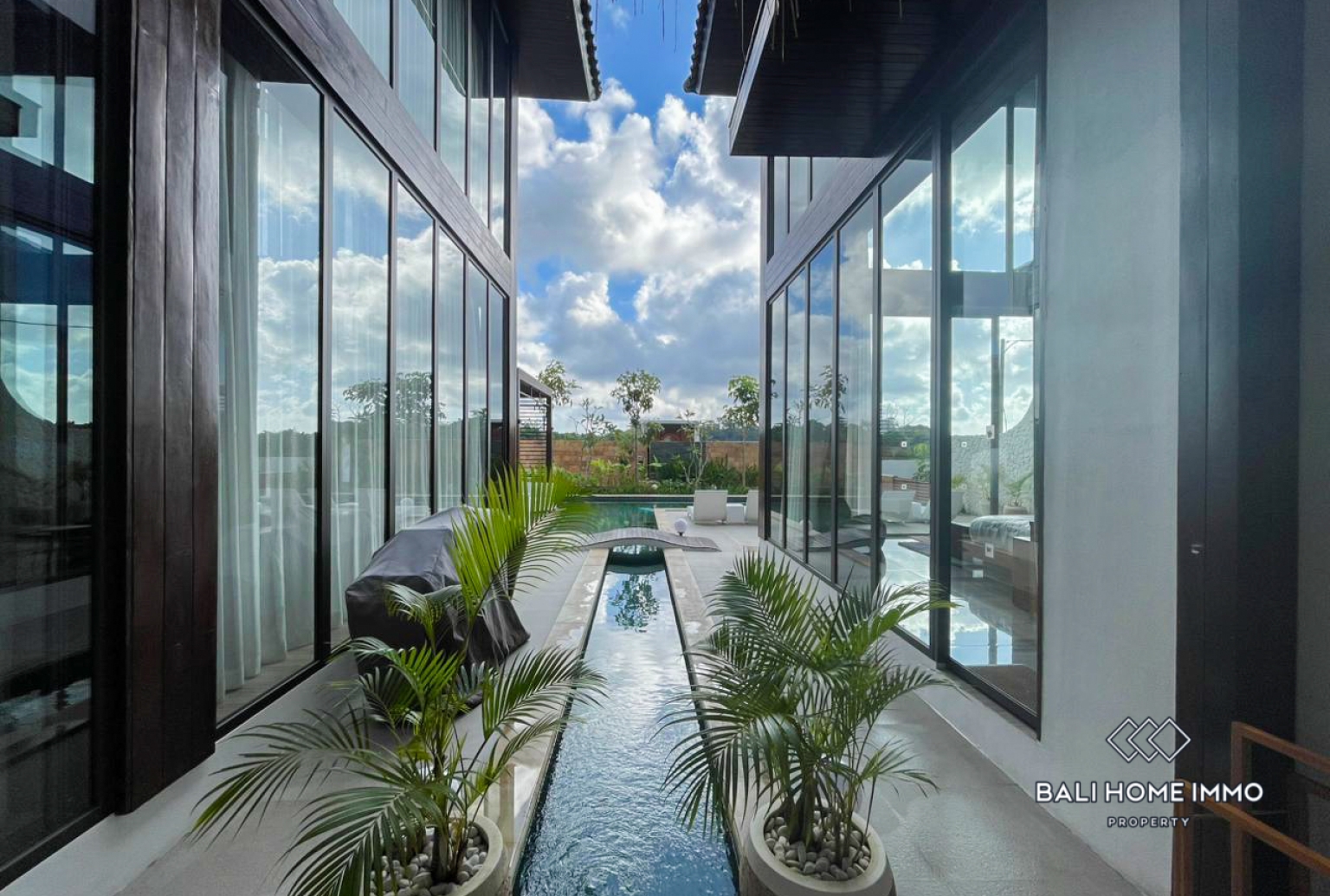 LUXURIOUS 5 BEDROOM VILLA ESTATE FOR SALE NEAR PANDAWA BEACH view 25