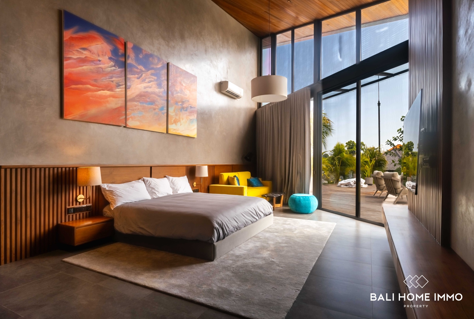 Luxurious 5 Bedroom Villa for Sale Freehold in Bali Canggu Batu bolong beach view 13