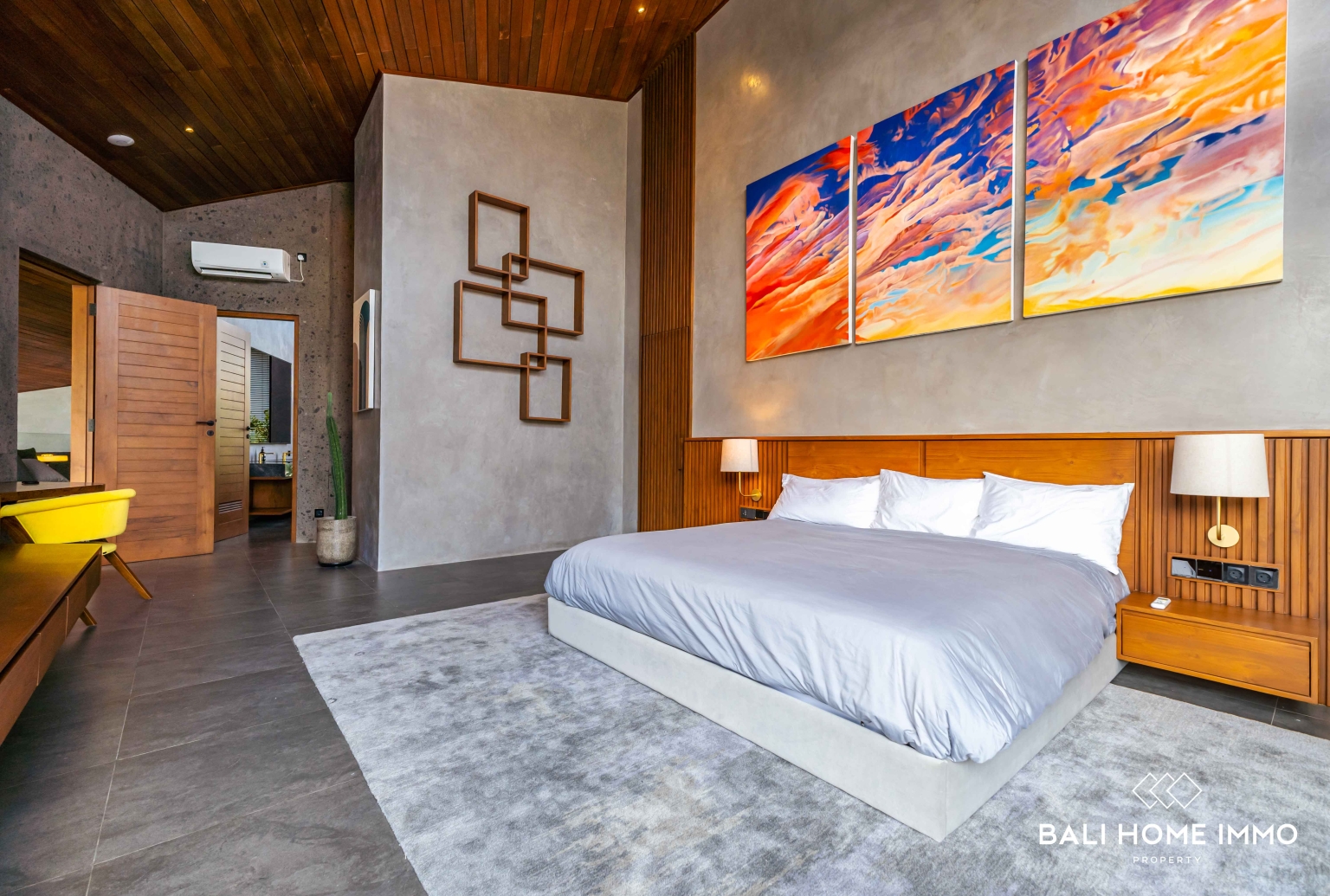 Luxurious 5 Bedroom Villa for Sale Freehold in Bali Canggu Batu bolong beach view 14